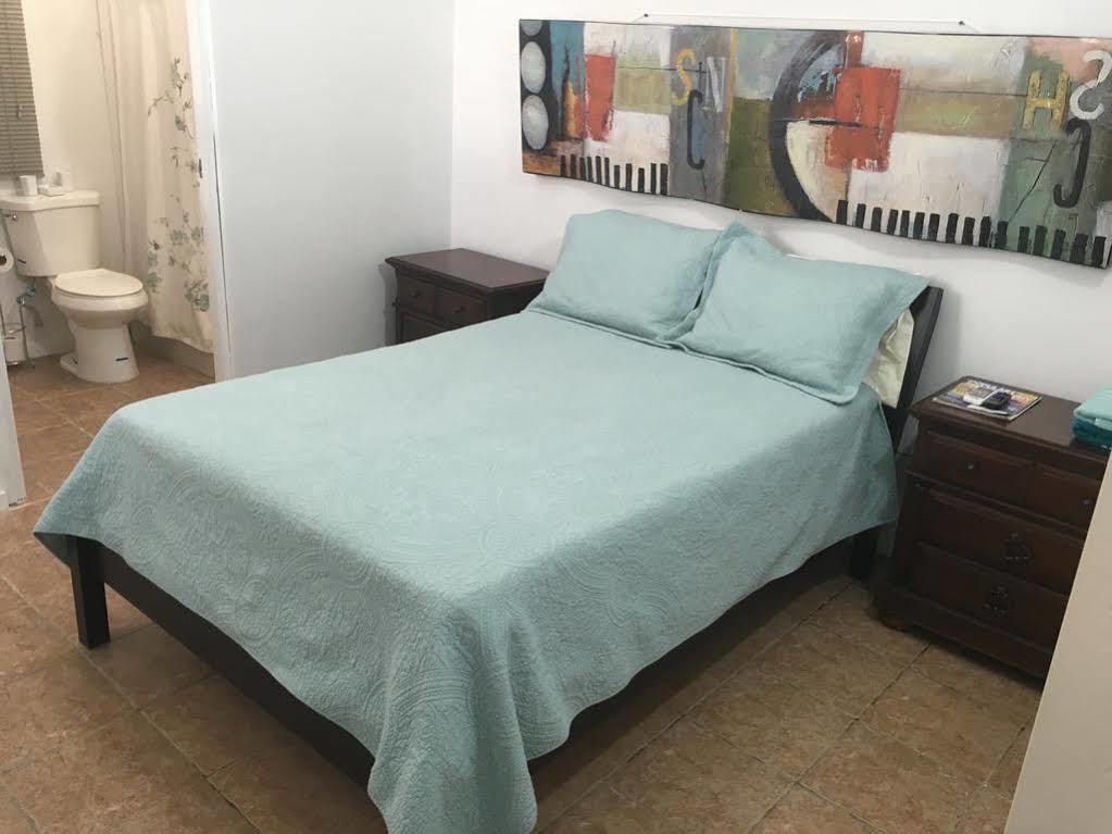 Ventana Al Atlantico At Arecibo 681 Ocean Drive Apartment Islote Exterior photo
