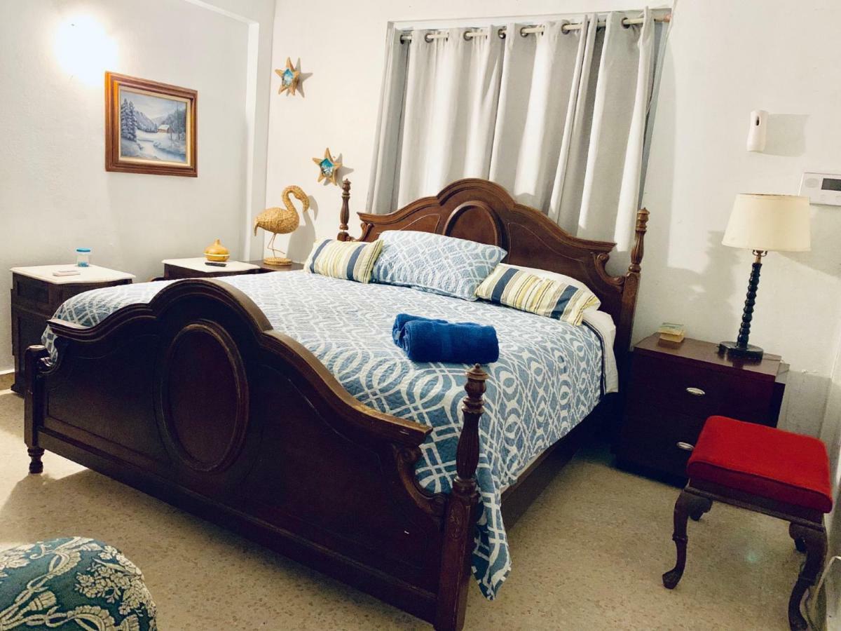 Ventana Al Atlantico At Arecibo 681 Ocean Drive Apartment Islote Room photo